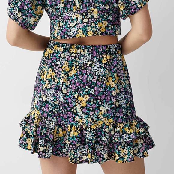 Only ditsy flowers ruffled boho peasant mini skirt NWT - Picture 2 of 11